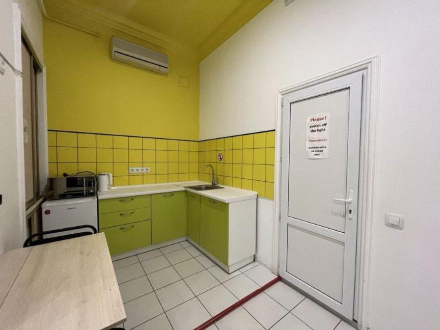 קייב Friends Hostel מראה חיצוני תמונה